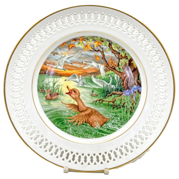 Bing And Grondahl Copenhagen Hans Christian Anderson Plate Ugly Duckling