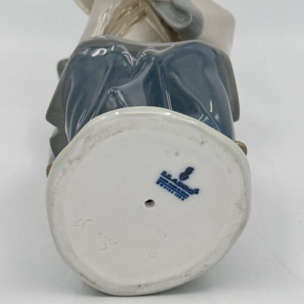 Lladro Figurine Chinese Lady My Precious Bundle 5123