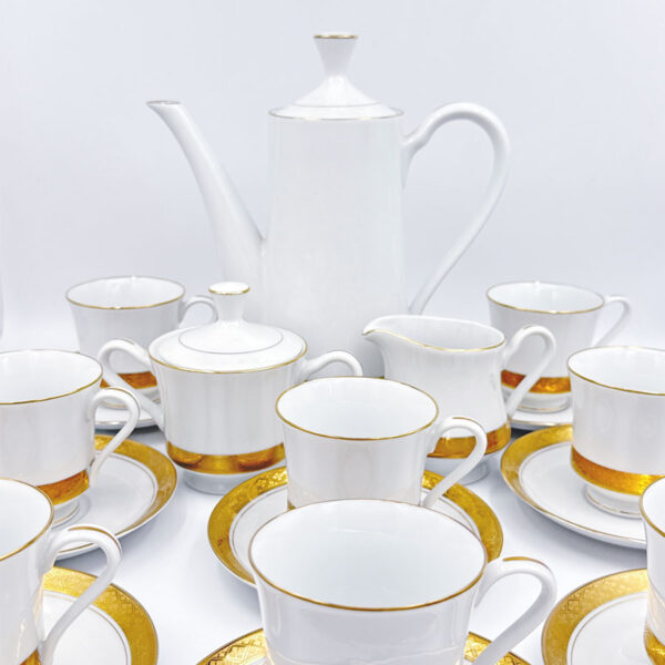 Presidential Collection Gary Barr Reflections In Gold Coffee Service