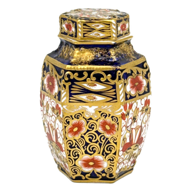 Royal Crown Derby Old Imari Large Ginger Jar And Cover 931