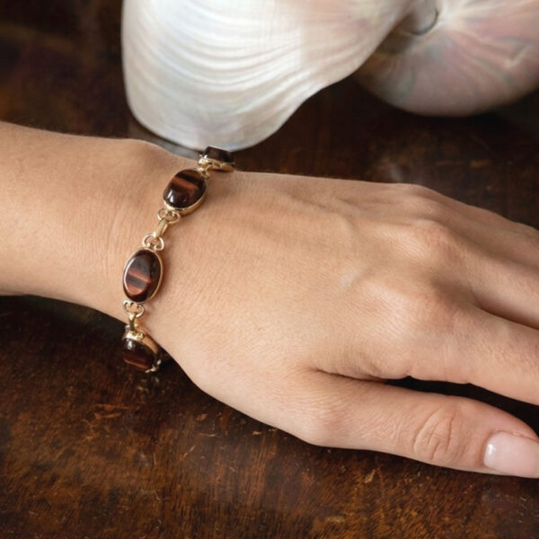 9ct Gold Red Tigers Eye Link Bracelet