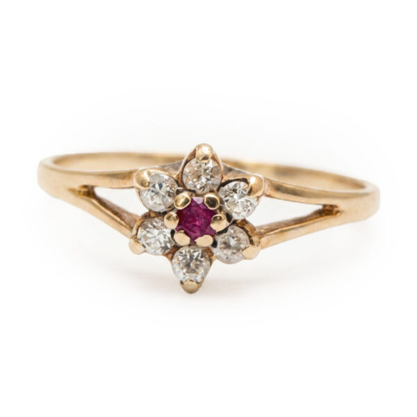 9ct Gold Ruby Cluster Ring