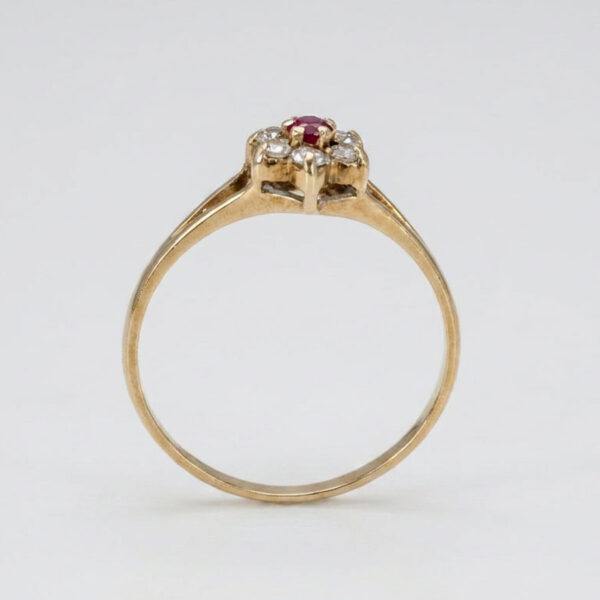 9ct Gold Ruby Cluster Ring