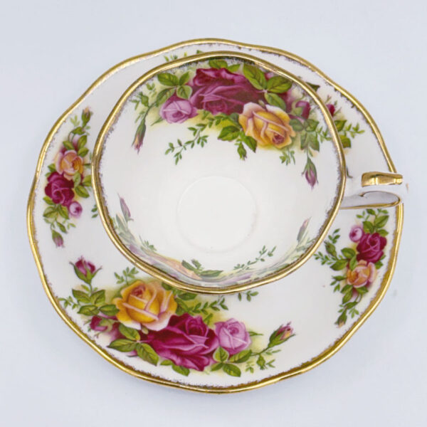 Royal Albert Old Country Roses Demitasse Avon Shape Duo