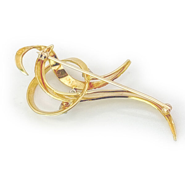 18ct-Gold-And-Diamond-Swirl-Design-Brooch-C1970-4 18ct Gold And Diamond Swirl Design Brooch C1970