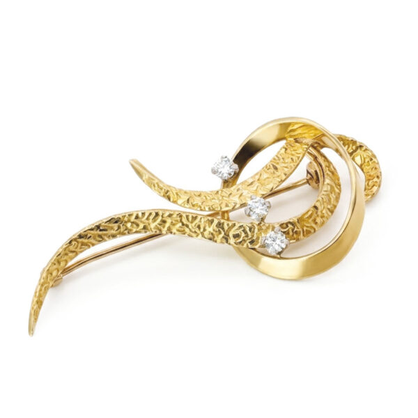 18ct-Gold-And-Diamond-Swirl-Design-Brooch-C1970 18ct Gold And Diamond Swirl Design Brooch C1970