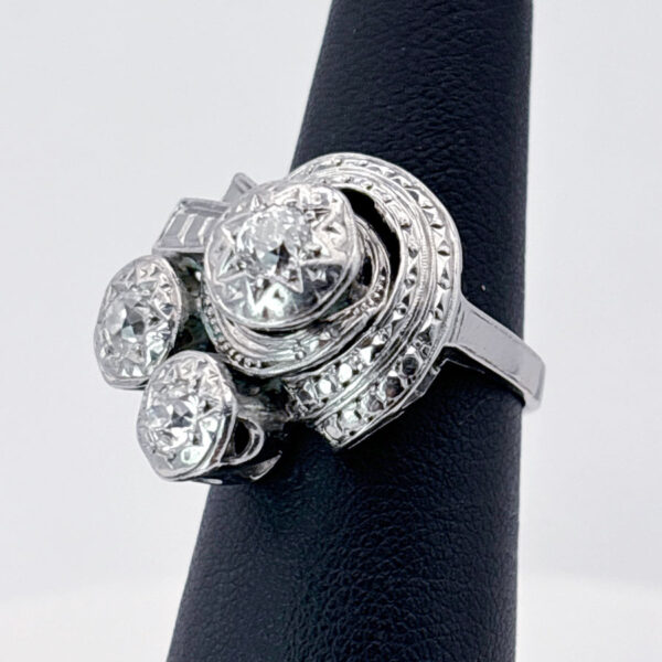 Art Deco 18ct White Gold Diamond Cluster Ring