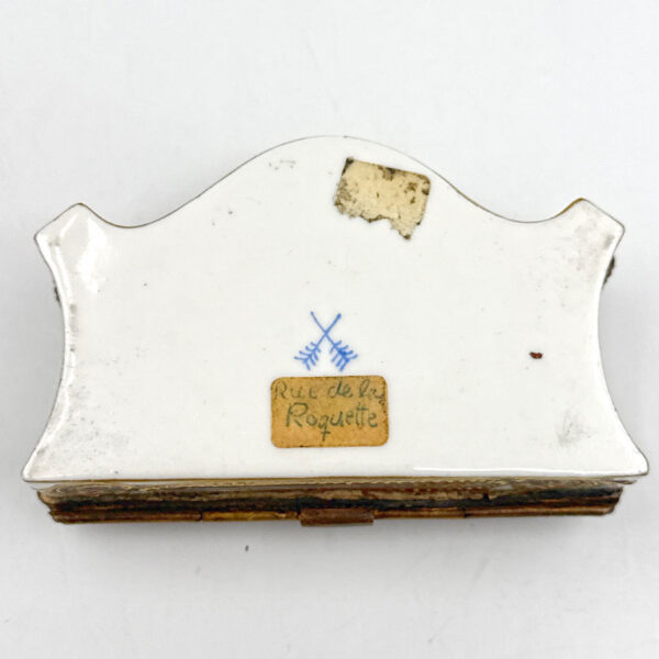 La Courtille French Georgian Porcelain Box 1771-1840