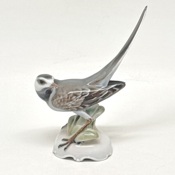 Rosenthal White Wag Tail Figurine 20th