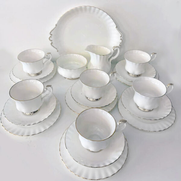 Royal Albert Chantilly Tea Set 21 Piece