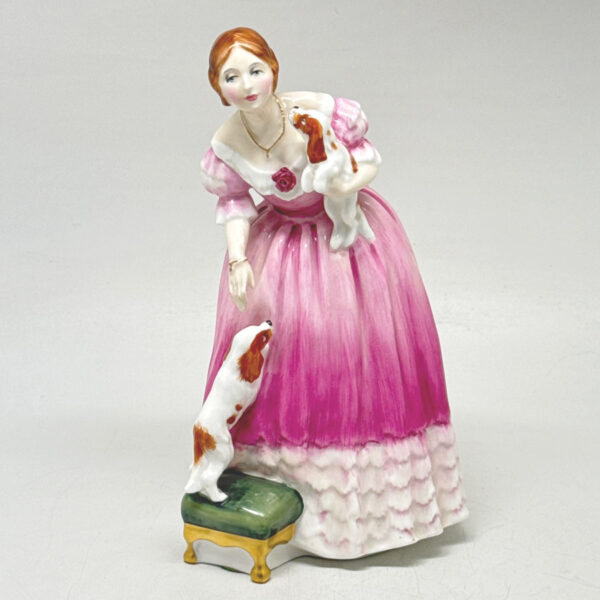 _Royal-Doulton-Figurine-Queen-Victoria-1 Royal Doulton Figurine Queen Victoria HN3125
