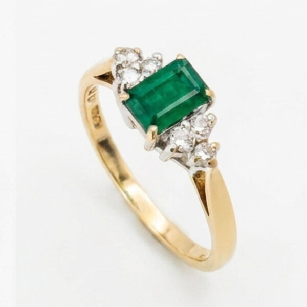 9ct Gold Emerald and Diamond Ring