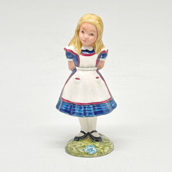 Beswick Alice Series Alice in Wonderland Figurine 1974 England Royal Doulton