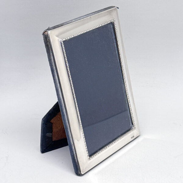 Carrs Silver  Picture Frame Reeded Border Sheffield 2000