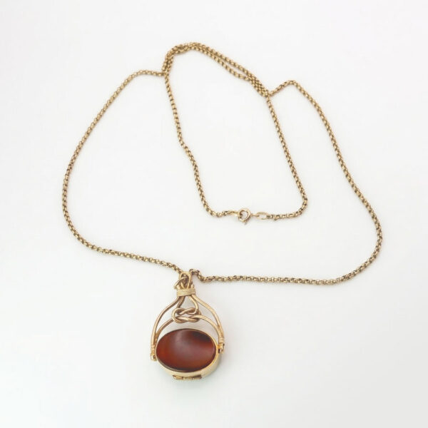Rare 9ct Opening Bloodstone and Agate Fob Pendant On A 9ct Belcher Chain
