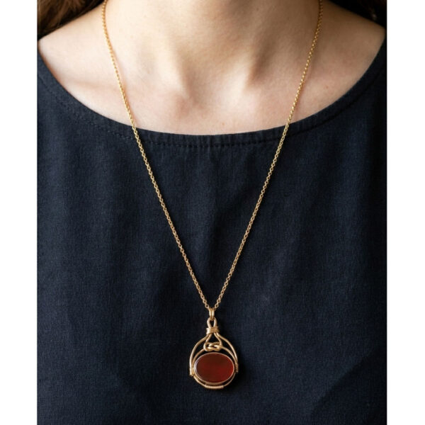 Rare 9ct Opening Bloodstone and Agate Fob Pendant On A 9ct Belcher Chain