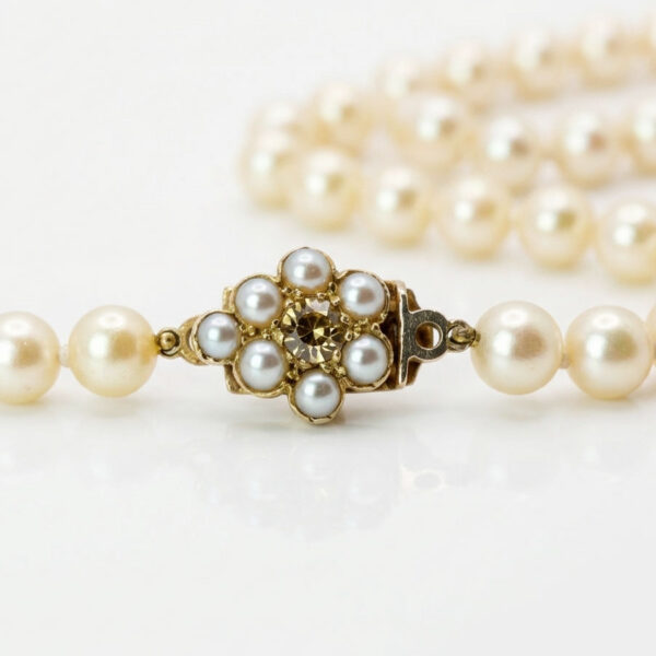 Single-Strand-Cultured-Pearl-Necklace-9ct-Gold-Clasp-Set-Citrine-And-Split-Pearl-3 Single Strand Cultured Pearl Necklace 9ct Gold Clasp Set Citrine And Split Pearl