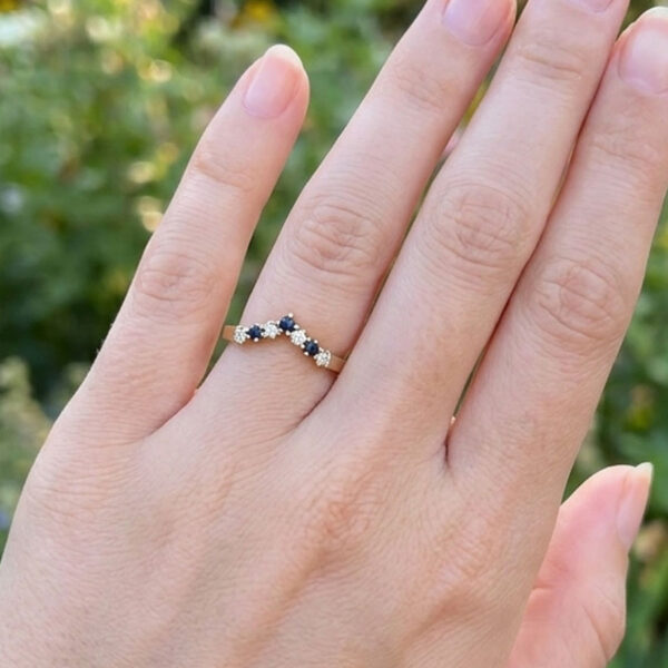 Vintage-9ct-yellow-gold-chevron-ring-with-Sapphire-&-CZ-2 Vintage 9ct Gold Chevron Ring with Sapphire & CZ