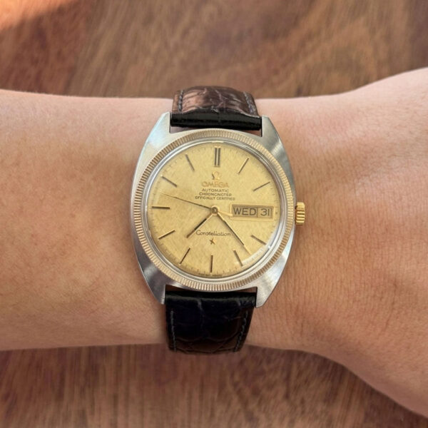 Vintage Omega Constellation 18k Gold Bezel Date Day