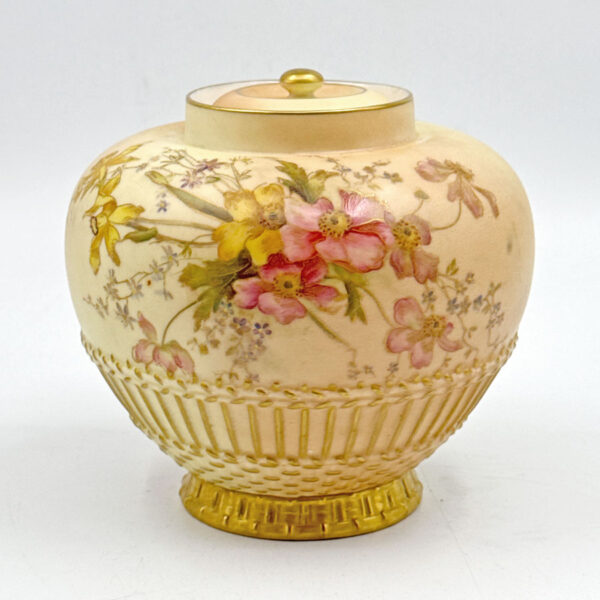 Royal Worcester Blush Ivory Floral Pot Pourri Vase C1903