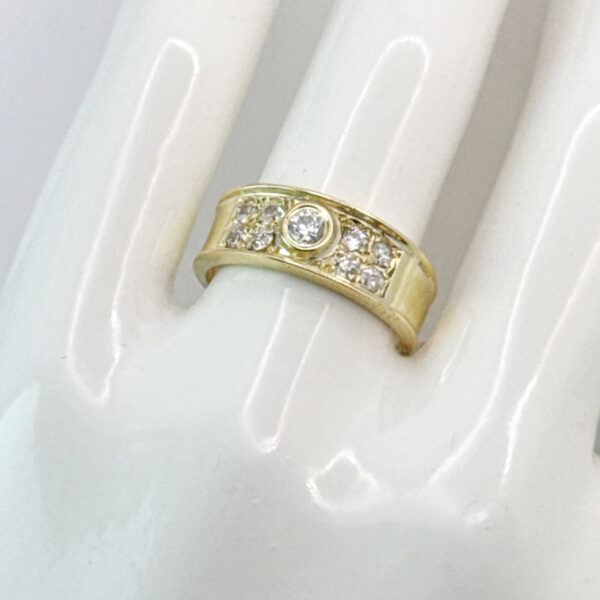 18ct Gold Old Cut Diamond Ring