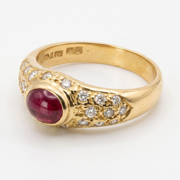 18ct-Gold-Solitaire-Cabochon-Ruby-and-Diamond-Ring-2 18ct Gold Solitaire Cabochon Ruby and Diamond Ring