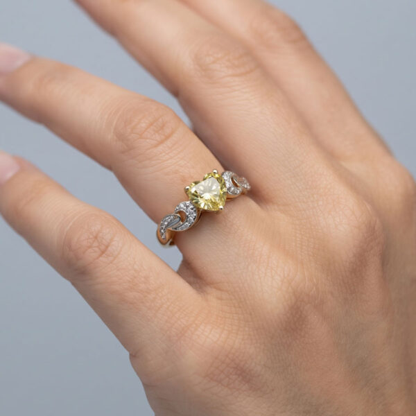 9ct Gold Lemon Quartz Heart Ring