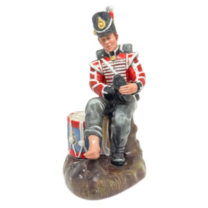 Royal Doulton Figurine Drummer Boy HN2679
