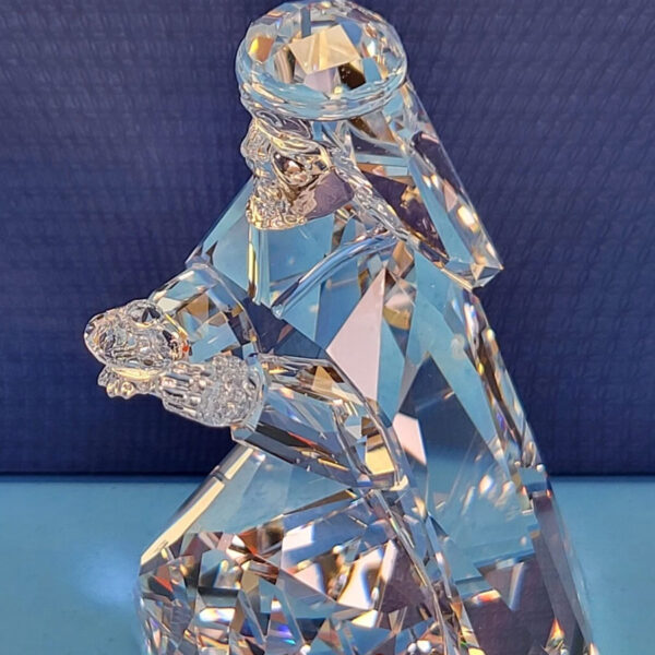 Swarovski-Nativity-Scene-Balthazar-Three-Wise-Men-03 Swarovski Nativity Scene Balthazar Three Wise Men 5393843