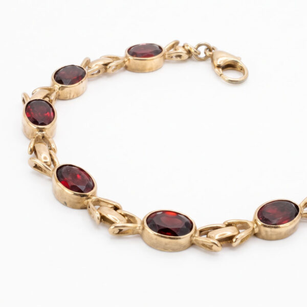 9ct Gold & Garnet Articulated Line Bracelet