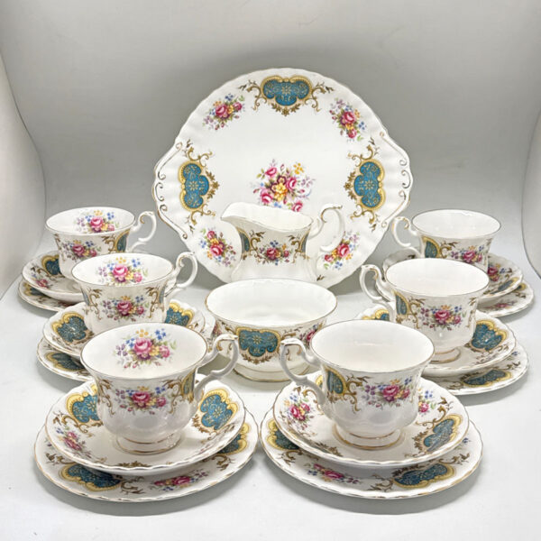 Royal Albert Berkeley 21 Piece Tea Service