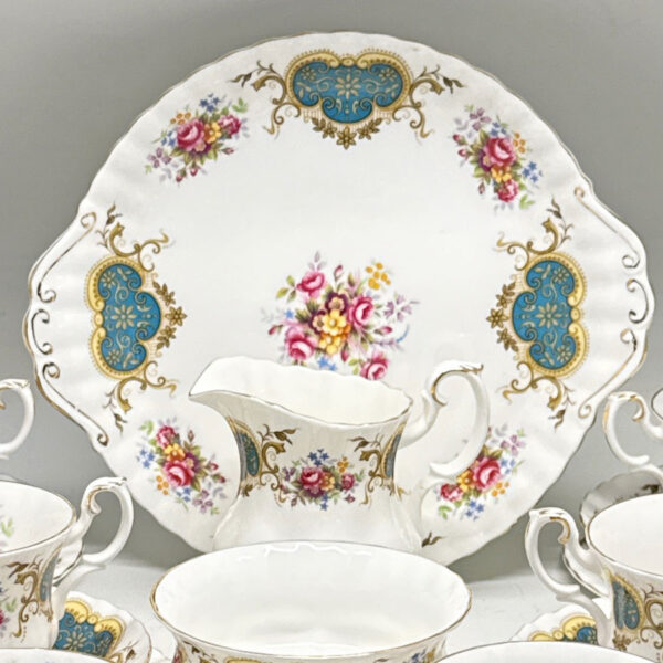 Royal Albert Berkeley 21 Piece Tea Service